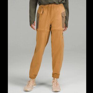 Lululemon Convertible High-Rise Hiking Jogger – Gold Buff Size 6